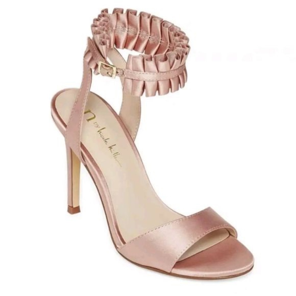 Nicole Miller Nude heels